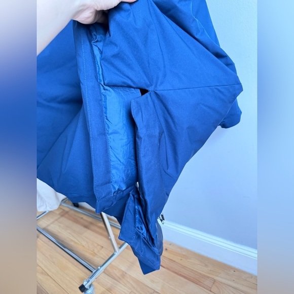 Columbia Men’s Arrow Trail Insulated Navy Parka in size Large - Picture 13 of 16